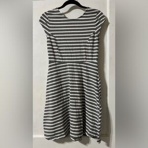 Old Navy Gray and White Striped Midi Dress Sz M